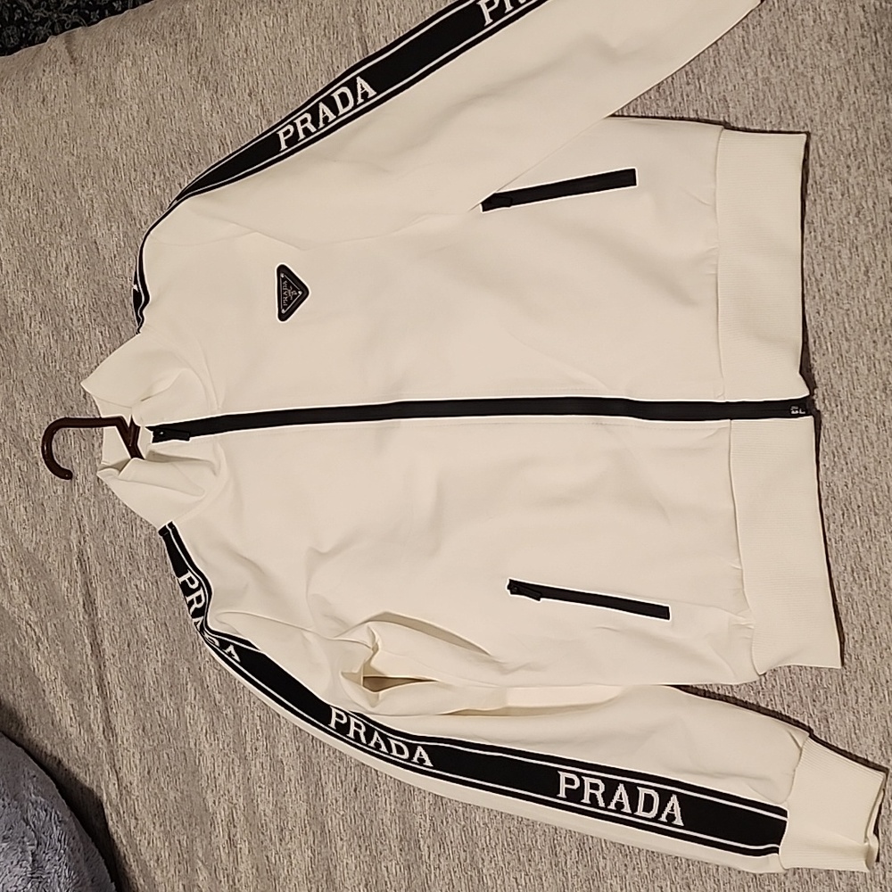 Prada set